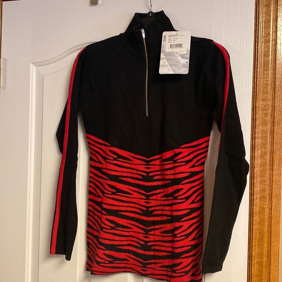 Obermeyer ski sweater. Size S. NWT
